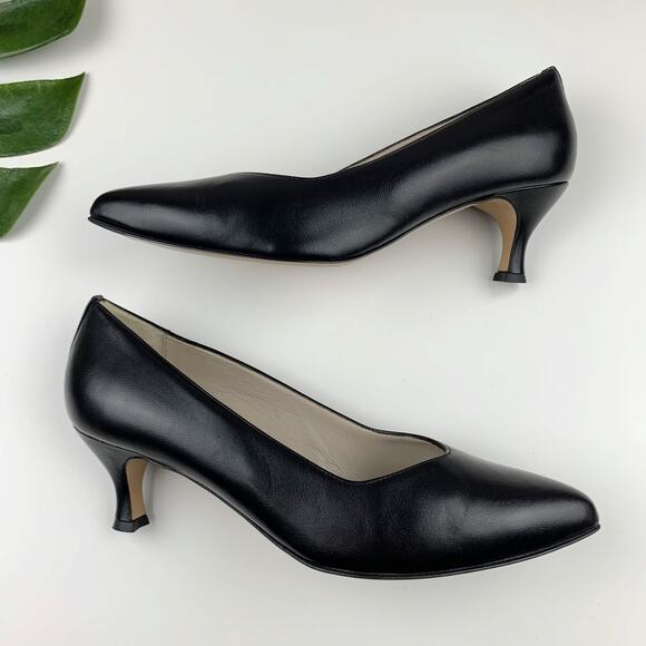 SAS Black Women's Heels - Picture 7 of 11